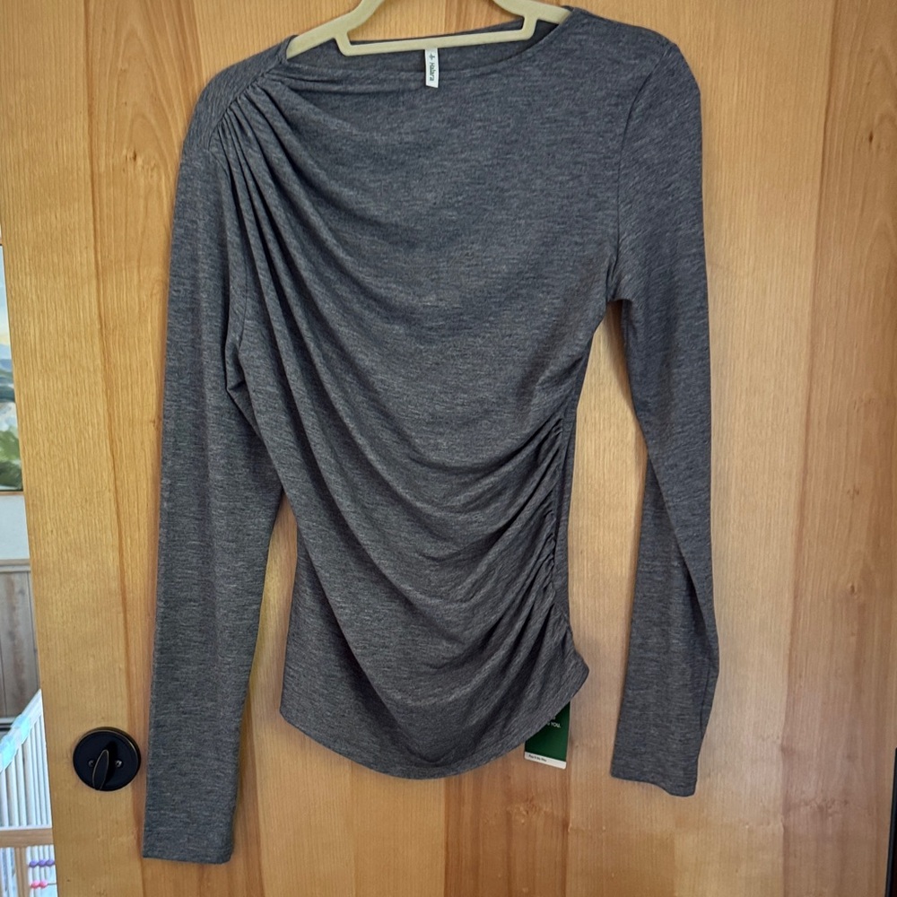 Halara Long Sleeve Asymmetric Ruched Work Top size M